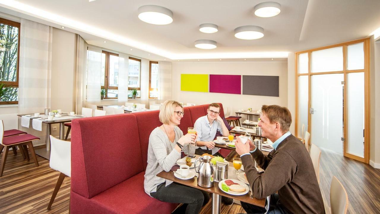 Hotel Hollmann Halle  Extérieur photo
